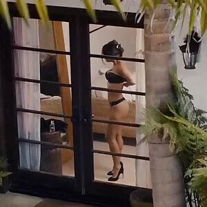 Salma Hakek - lingerie gfy