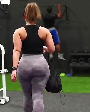 Gym Pawg...