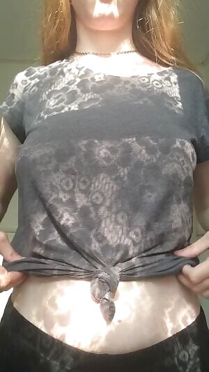 Droppin titties