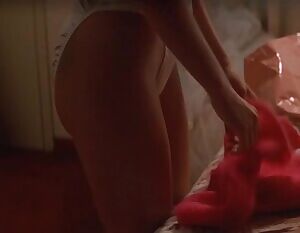 Natasha Henstridge hot plot in 