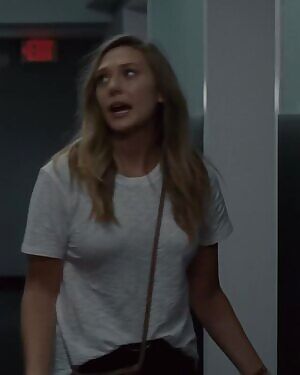 Elizabeth Olsen and the seatbelt effect