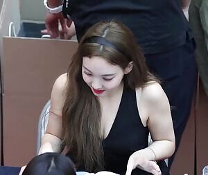 Twice - Nayeon