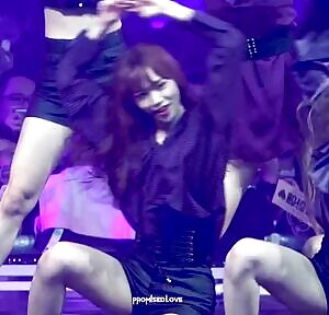 IZONE - Chaewon