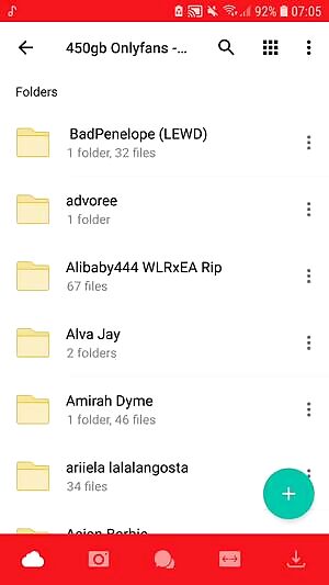 Big folder of onlyfans content, DM if you wanna cop. Got more on my profile aswell!