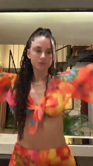 YesJulz
