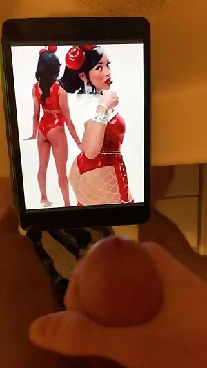 Giving Doja Cat a juicy tribute