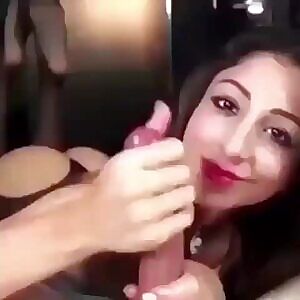 That's how easily desi chicks make you jizz!!! 💦
