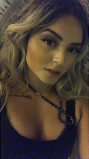 Taynara Conti
