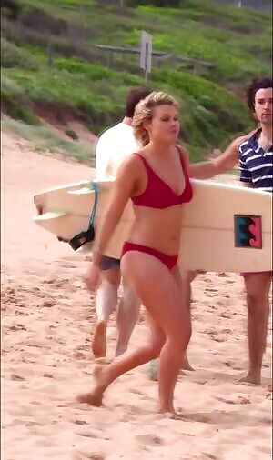 Aussie Actress Sophie Dillman from Home & Away is Thicc AF