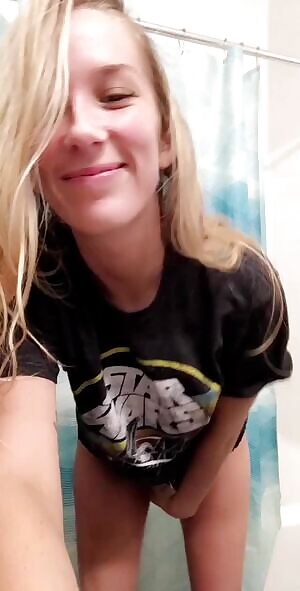 Alone & horny tonight. Keep me cumpany? 🌝Will be online looking to play all night!🌝Available for Kik sessions, cock , custom or choose from my long premade list! ✨