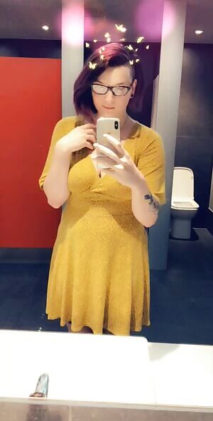 Here’s a quick flash in the public restroom before seeing a film this afternoon 🙈