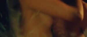 Jana Perez in Cocaine Coast s01E01