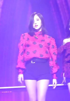 TWICE - Mina