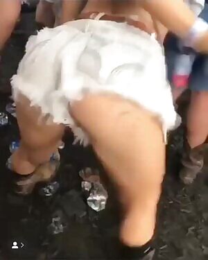 Party Twerking