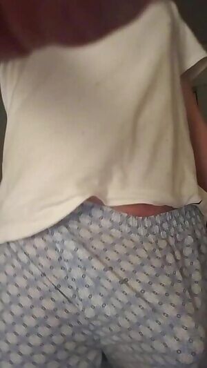 Who wants some 18 y/o cock?