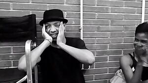 I wonder why her knees are 