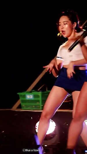 Golden fap content from May Queen Hayeon