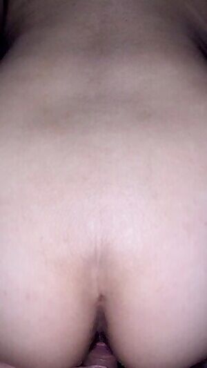 Asian wifey has a bit of a leak 💦