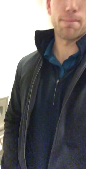 I always daydream of somebody meeting me in the office bathroom for some fun ;)