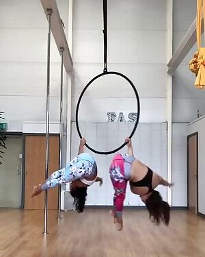 Spinning Sisters