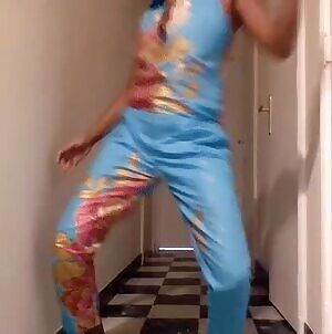 Showing off the jumpsuit I had made in Ouaga :D