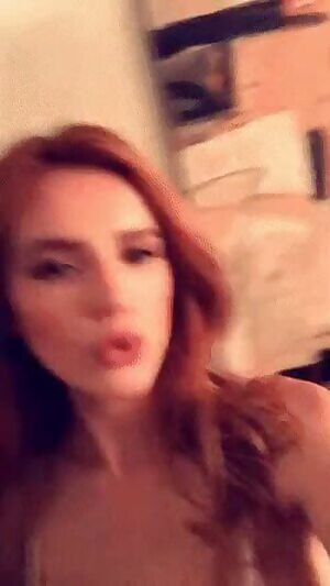 First time stroking to Bella Thorne. Anyone got some all time best pics?