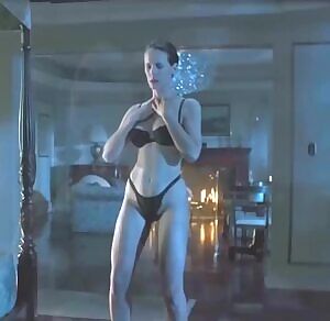 Any buds like jerking to MILF sluts like Jamie Lee Curtis?
