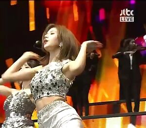 TWICE - Sana