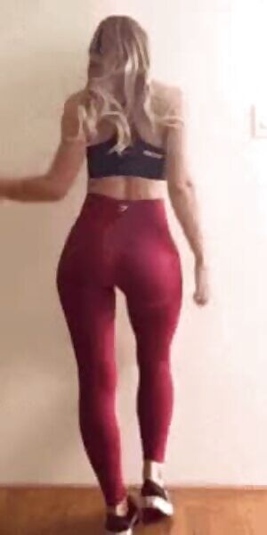 Isa Blunt