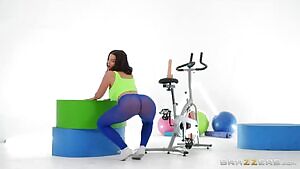 Working Her Ass Off - LaSirena69 & Ricky Johnson