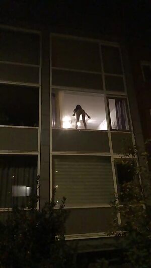 one night in Amsterdam ! Red light district in my air bnb hahah