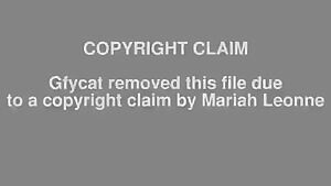 Risky public roadside facial - Mariah Leonne