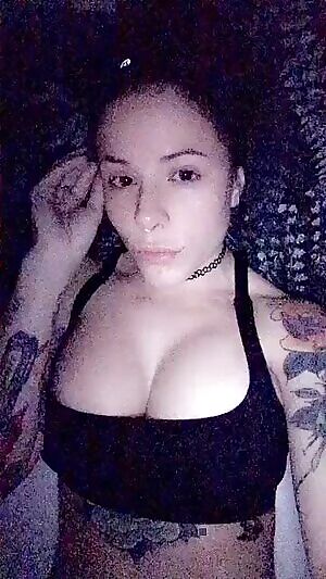 i wanna feel your hard dick inside me SC: lovely_drea99