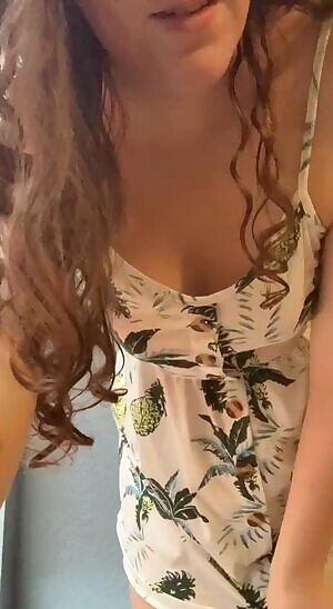 who’s excited for sundress season? ☀️