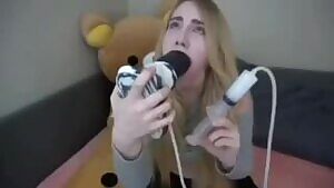 Horsecock dildo deepthroat