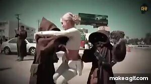 Dancing on Jawas