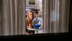 Yvonne Strahovski kickass plot in 'Chuck'