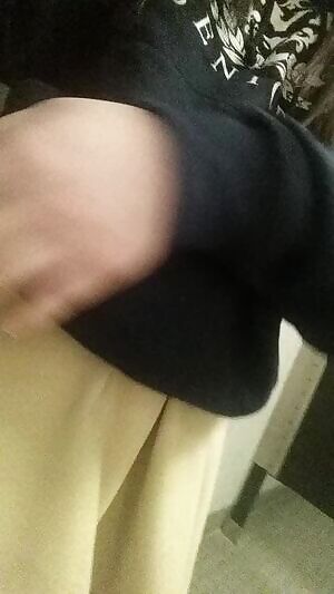 Come join this sweet 18 y/o Asian on !