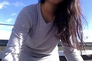 For all you guys asking if I can twerk...