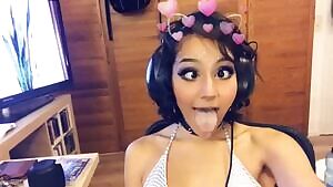 shaking my head so I can focus again, because mind you, crossing ur eyes is hard 😛