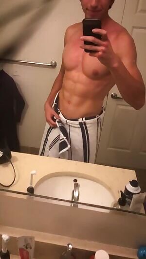 For Black Friday my clothes are 100% off! Wanna come to my sale? ;)