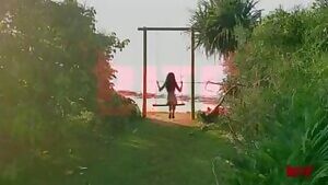 Public Beach Amateur Sex!