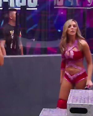 Peyton looking so tight and sexy. She needs worshipped 🤯🤯