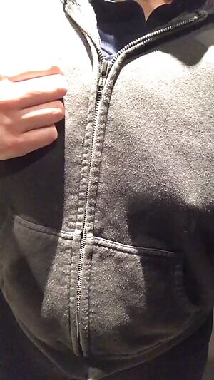 irst time here, be nice! Turned me on to walk around like this today, figured I'd share with you ;)