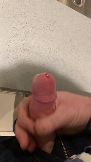 Cushot from earlier at work. Last one on the bathroom sink for 2019. More to cum in 2020. 😉