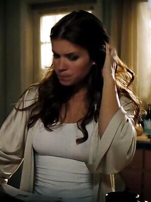 Kate Mara's Nips