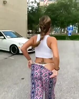 Nice ass 🍑👀😍