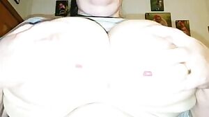 Boob jiggle