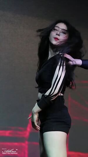 Girl's Alert - Jisung