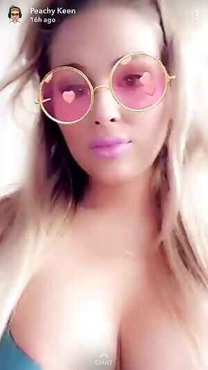 Come play with me on snap ;) I may invite a friend today